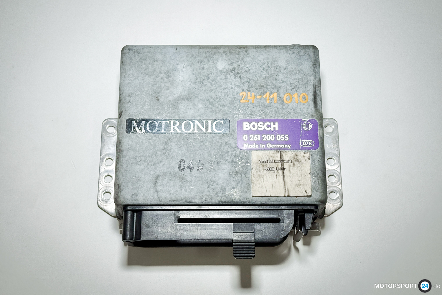 BMW M5 E28 ECU M88/3 0261200055