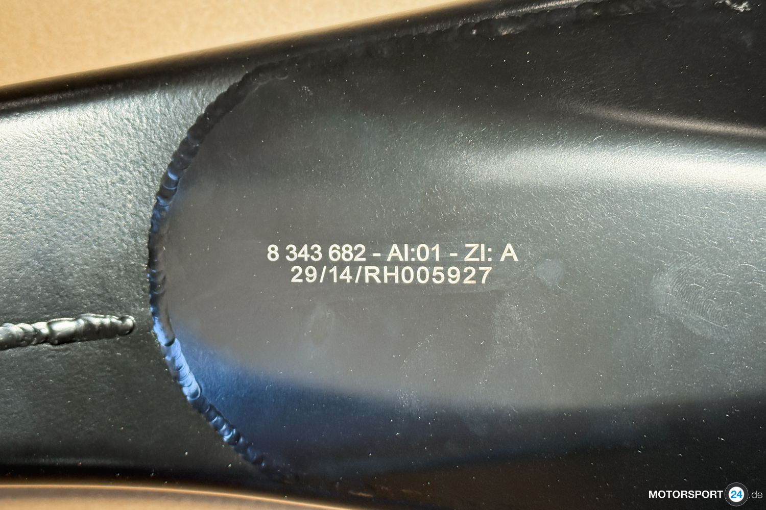 Längsträger rechts / Trailing Arm right 8343682 -20%