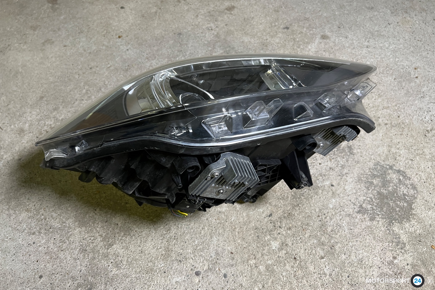 BMW 1er F21 Xenon Scheinwerfer rechts BMW 1er F21 Xenon Scheinwerfer rechts
