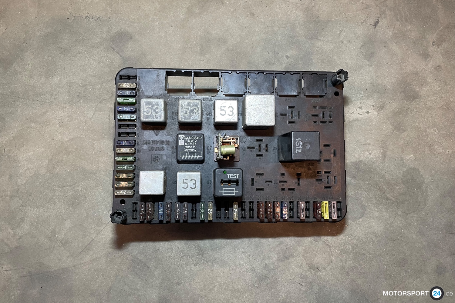 Porsche 944 Sicherungskasten Original Fusebox 944.610.110.00