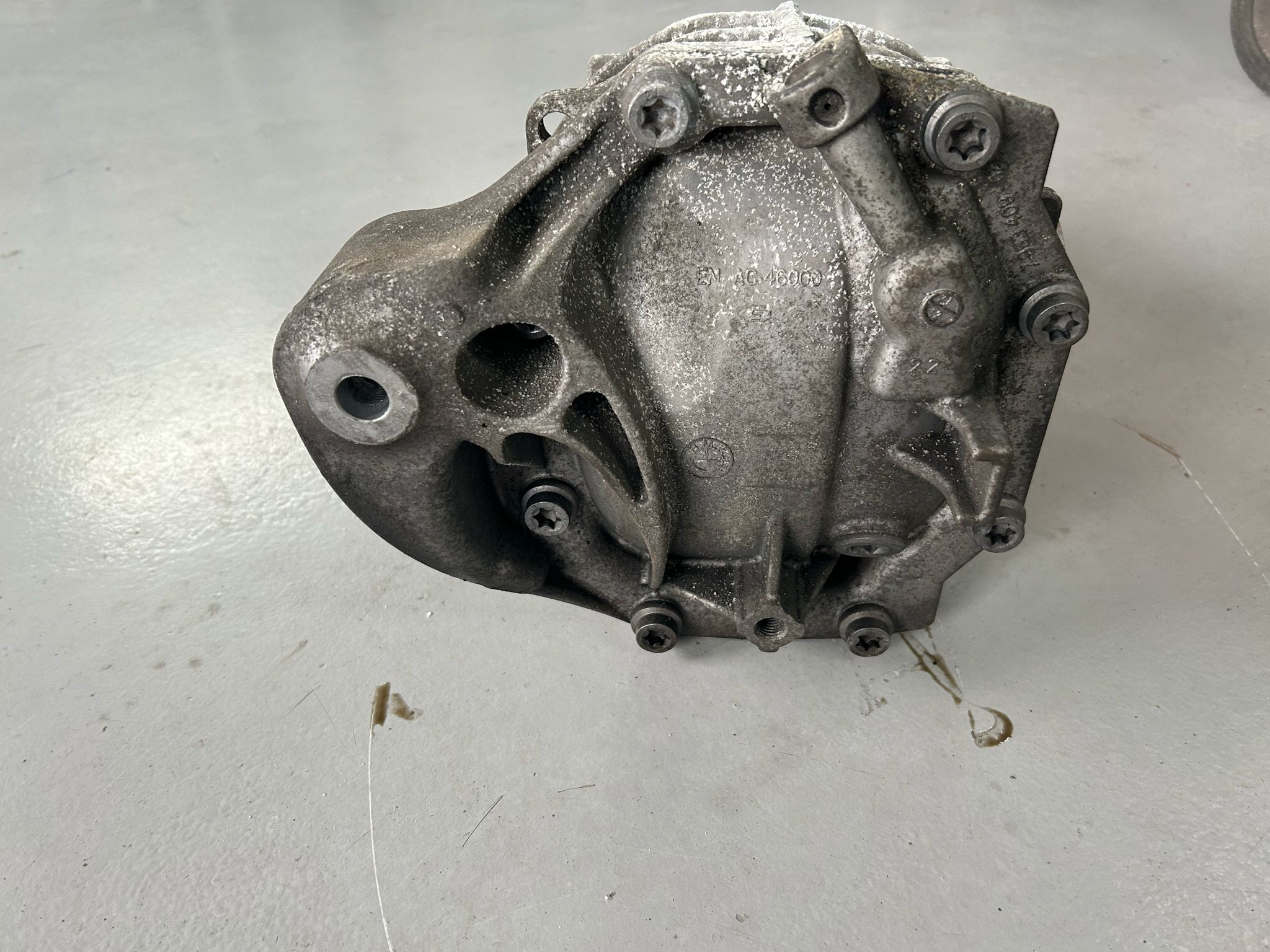 BMW 320e B48X G20 Differential 33108647921