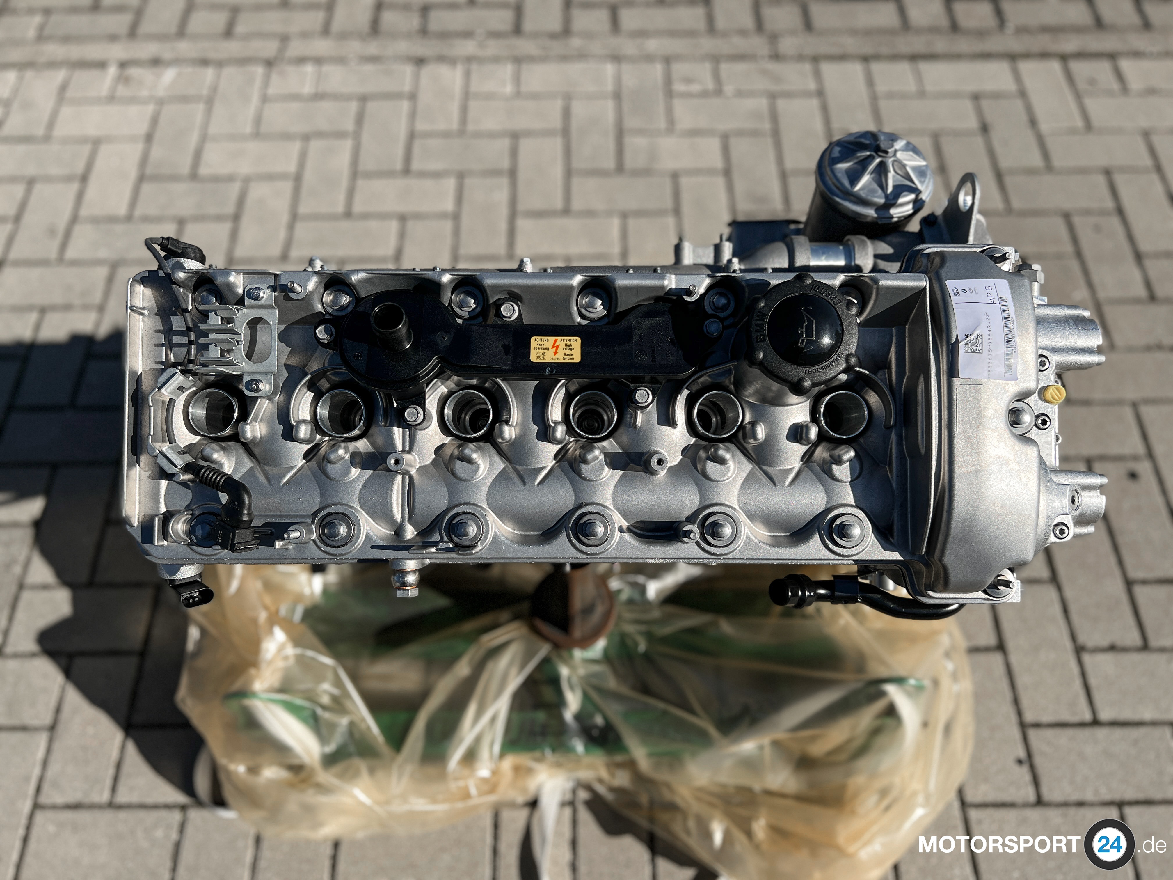 BMW M3 CSL Motor S54B32 neu