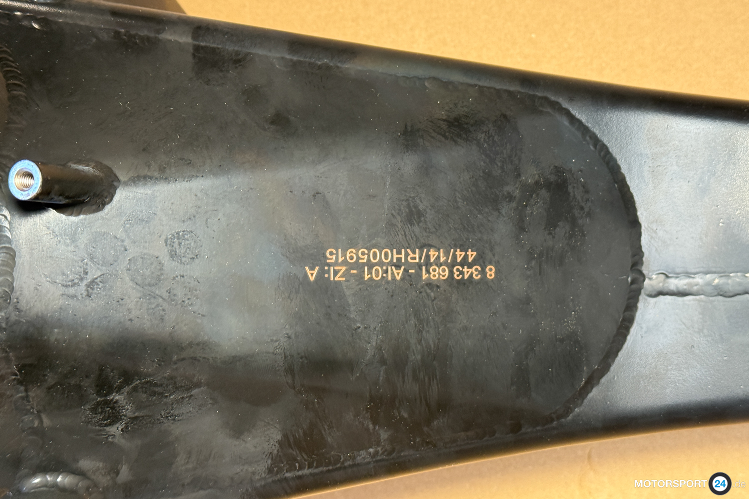 Längsträger links / Trailing Arm left 8343681 -20%