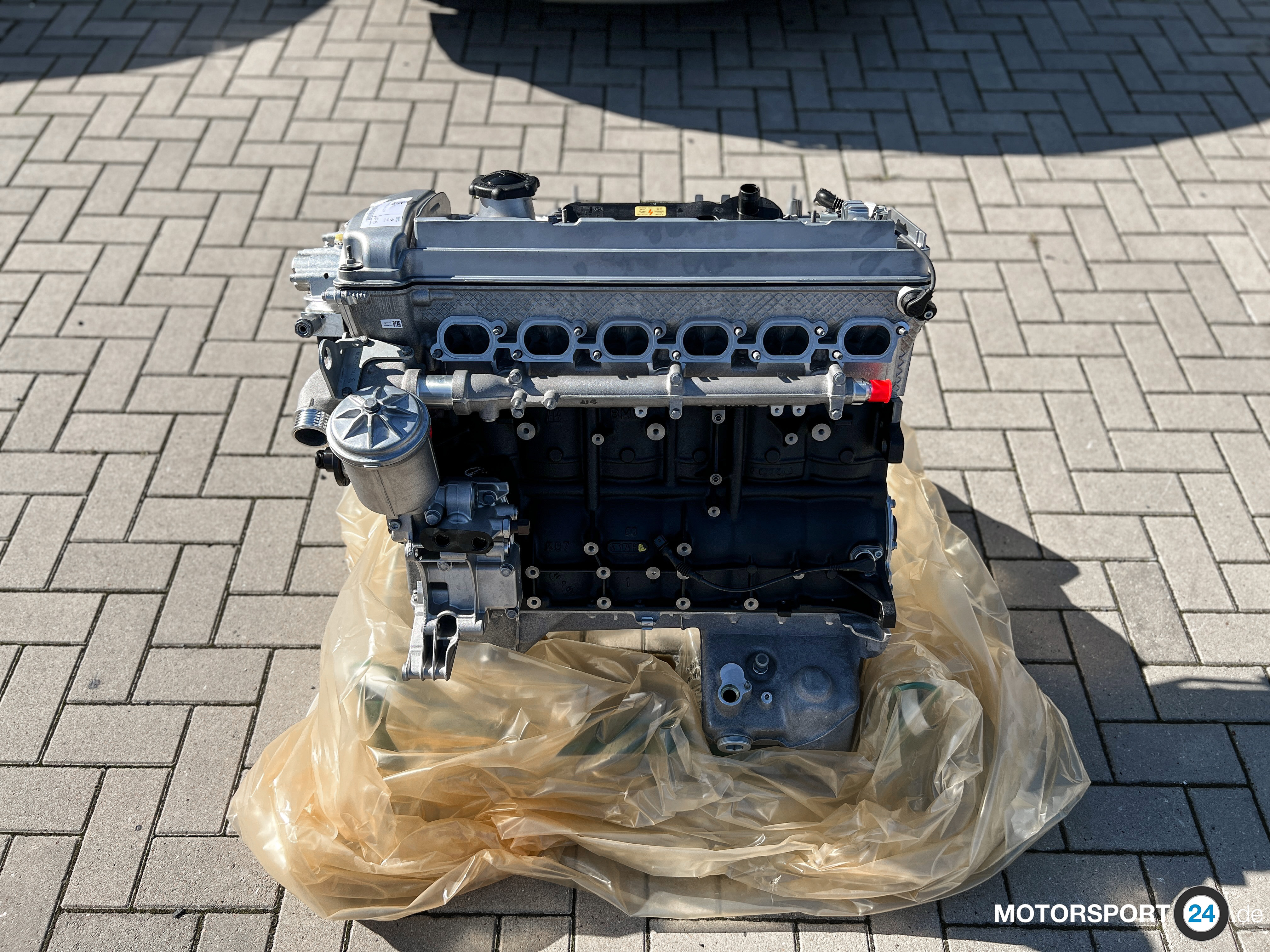 BMW M3 CSL Motor S54B32 neu