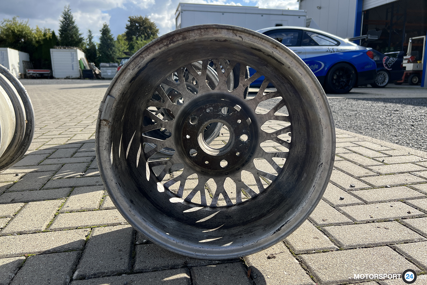 BMW M3 E30 Felgen Kreuzspeiche